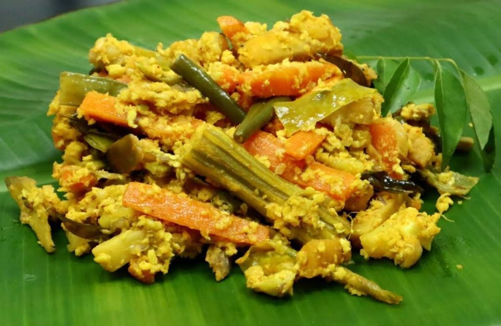 അവിയൽ ഉണ്ടായതെങ്ങനെ ? കുറെ കഥകള് ഉണ്ട്